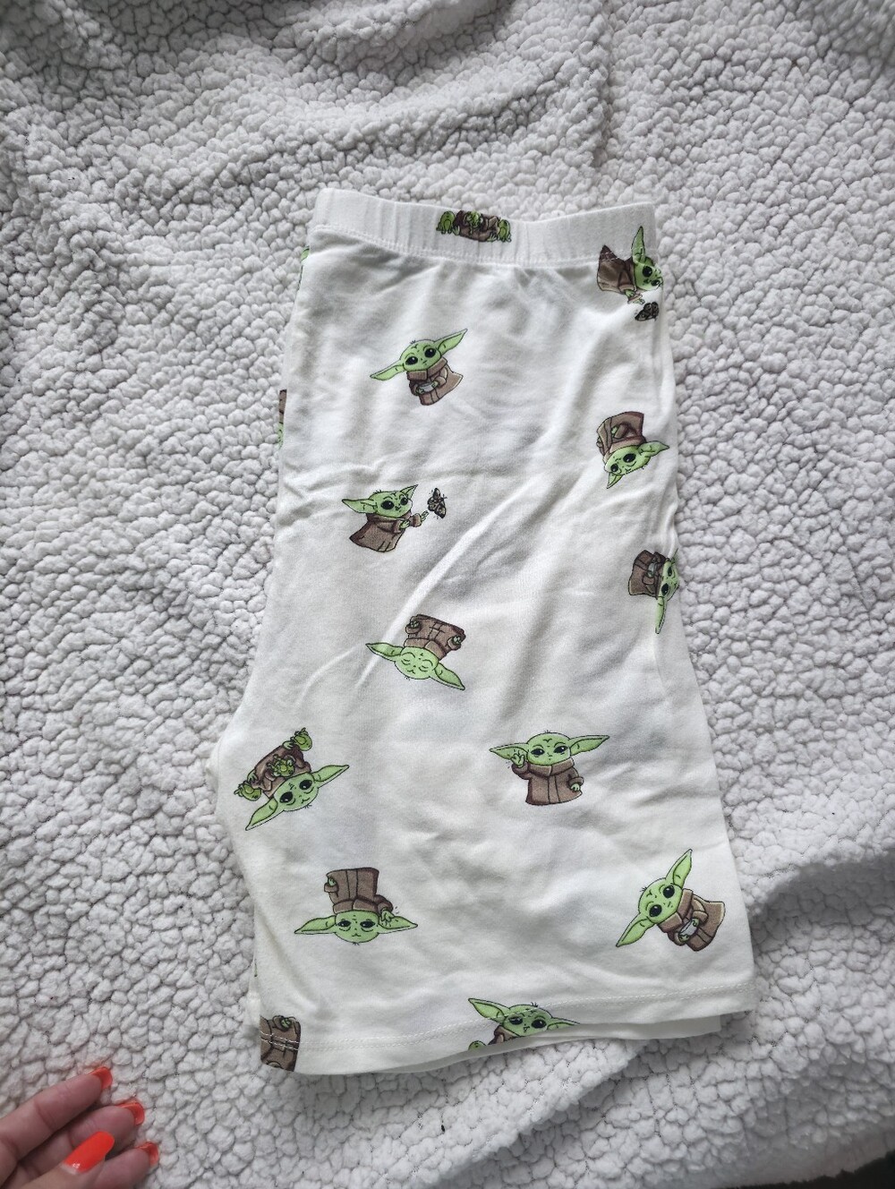 White Women’s Star Character Graphic Lounge Shorts - Baby Yoda Print - Picture 4 of 6